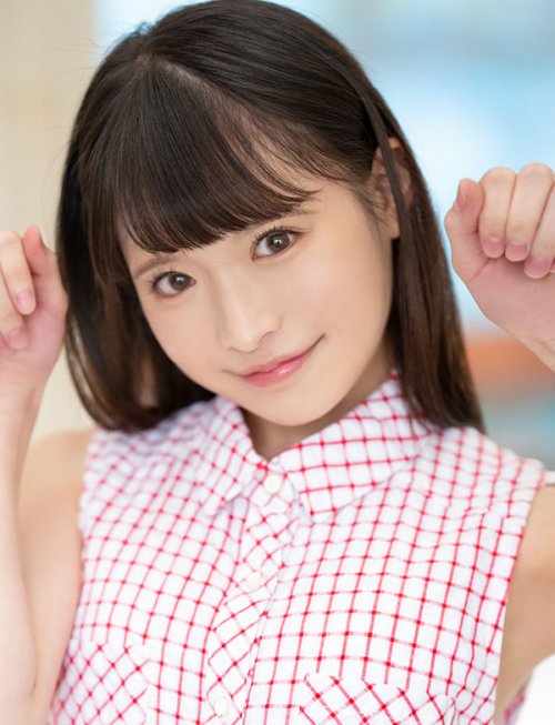 虹色久美(虹色ぐみ)个人资料照片