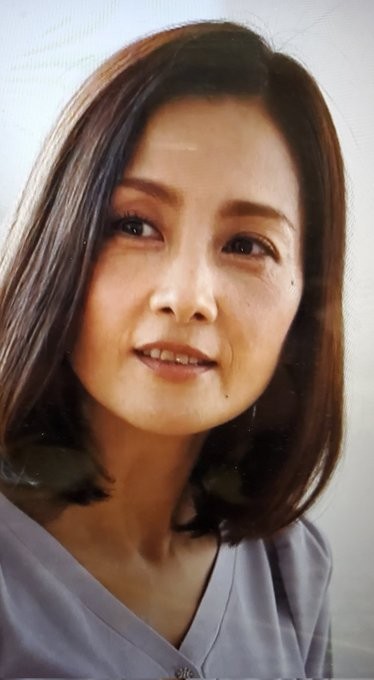 古东真理子(古東まりこ)个人资料照片